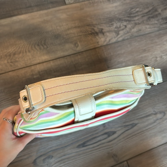 Coach Hampton Multicolor Striped Hobo Shoulder Bag White Leather - Picture 9 of 16
